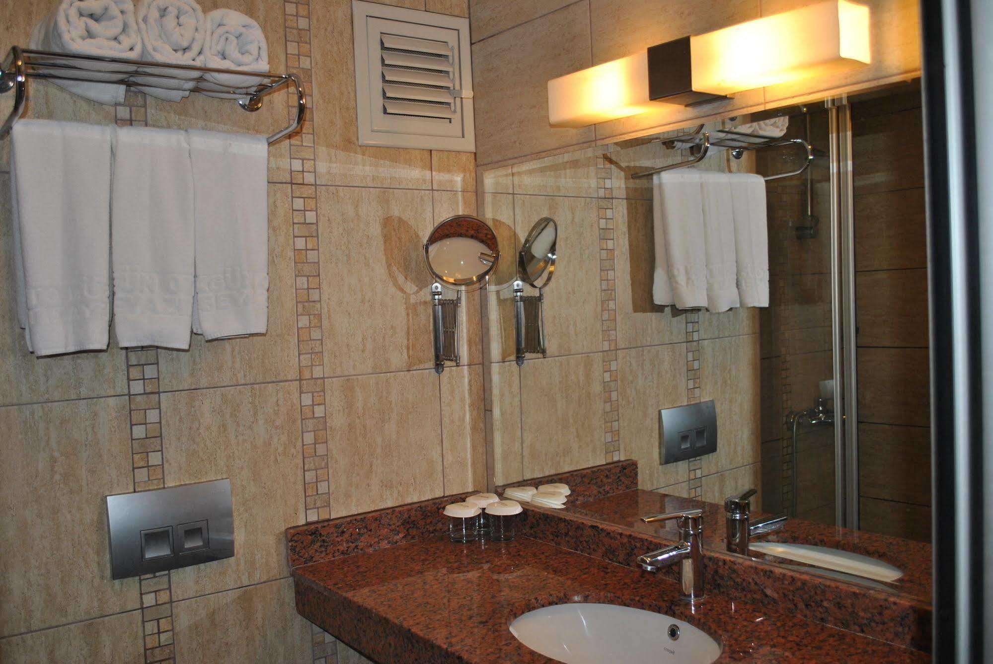 Akgun Beyazit Otel